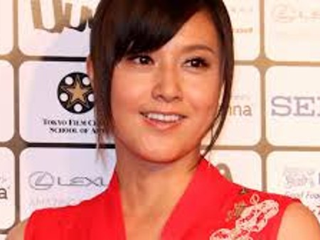 2026年流行色 ピンク パーソナルカラー 藤原紀香