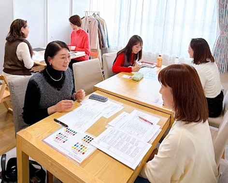 パーソナルカラー診断講座 パーソナルカラーアナリスト養成
