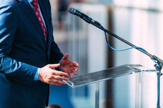 政治家 パーソナルカラー