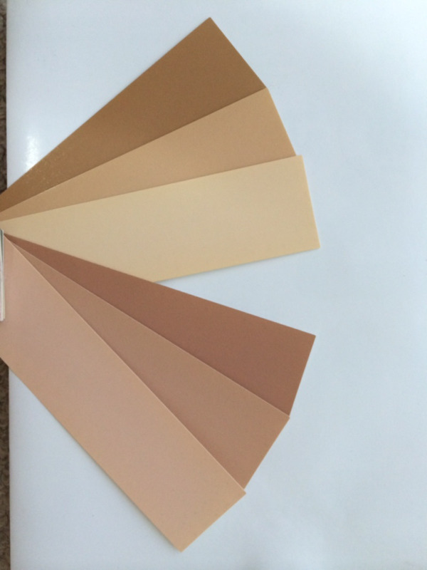 パーソナルカラーオータム　肌色カード