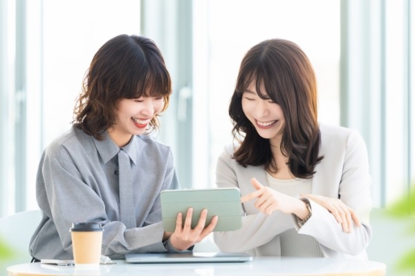 パーソナルカラープロ養成講座　パーソナルカラーの仕事　似合う色診断の勉強