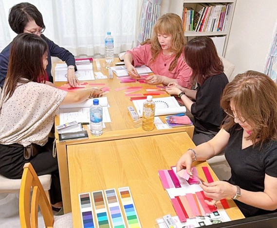 パーソナルカラー診断　誤診を防ぐ　勉強会
